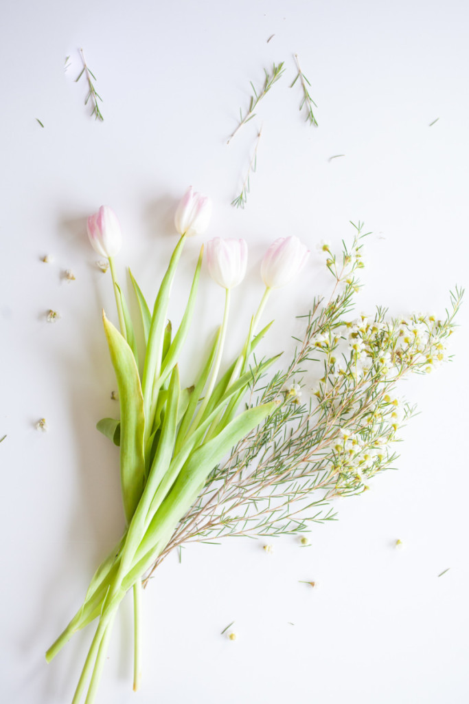 flower arrangement tips, flower arranging, how to arrange flowers, spring flowers, johnny cheng