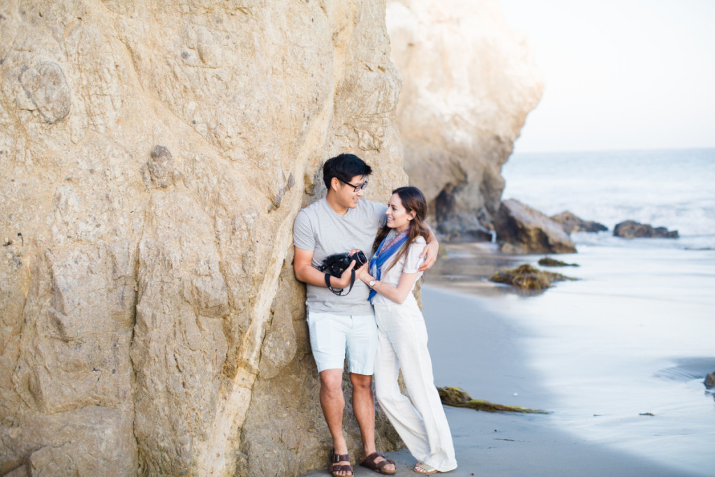 el matador beach, travel lush, los angeles beaches, where to go in LA, all white, beach outfit ideas, old navy linen pants, anthropologie scarf, sisters