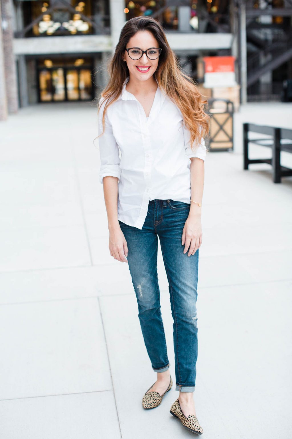 jcrew event atlanta, jcrew ponce city market, fall basics, white button down and jeans, casual chic, classic style, summer to fall transition outfit ideas