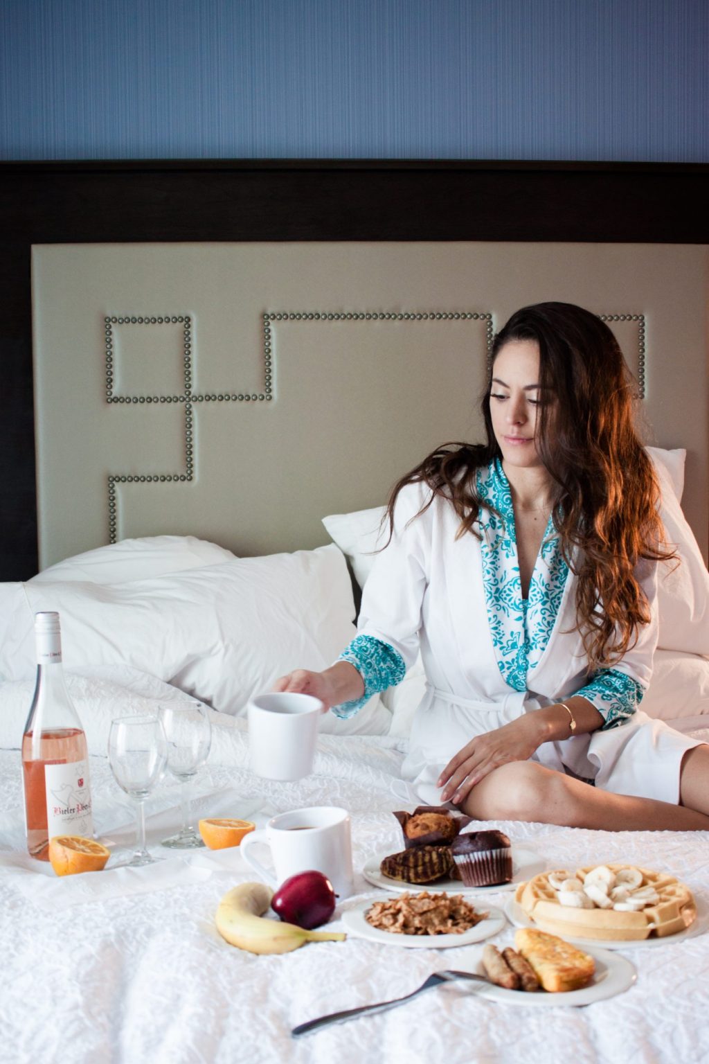 rosé all day, rose all day, breakfast in bed, napa valley, where to stay in napa valley, hampton inn and suites napa valley, project love, best friends