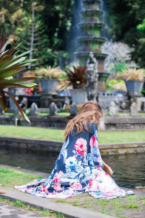 tirta gangga, Bali water palace, what to do in Bali, things to do in east bali, destination in east bali, where to feed fish in bali, koi fish bali, big lily pads bali, temples in bali, sights in bali, tourist destinations in bali