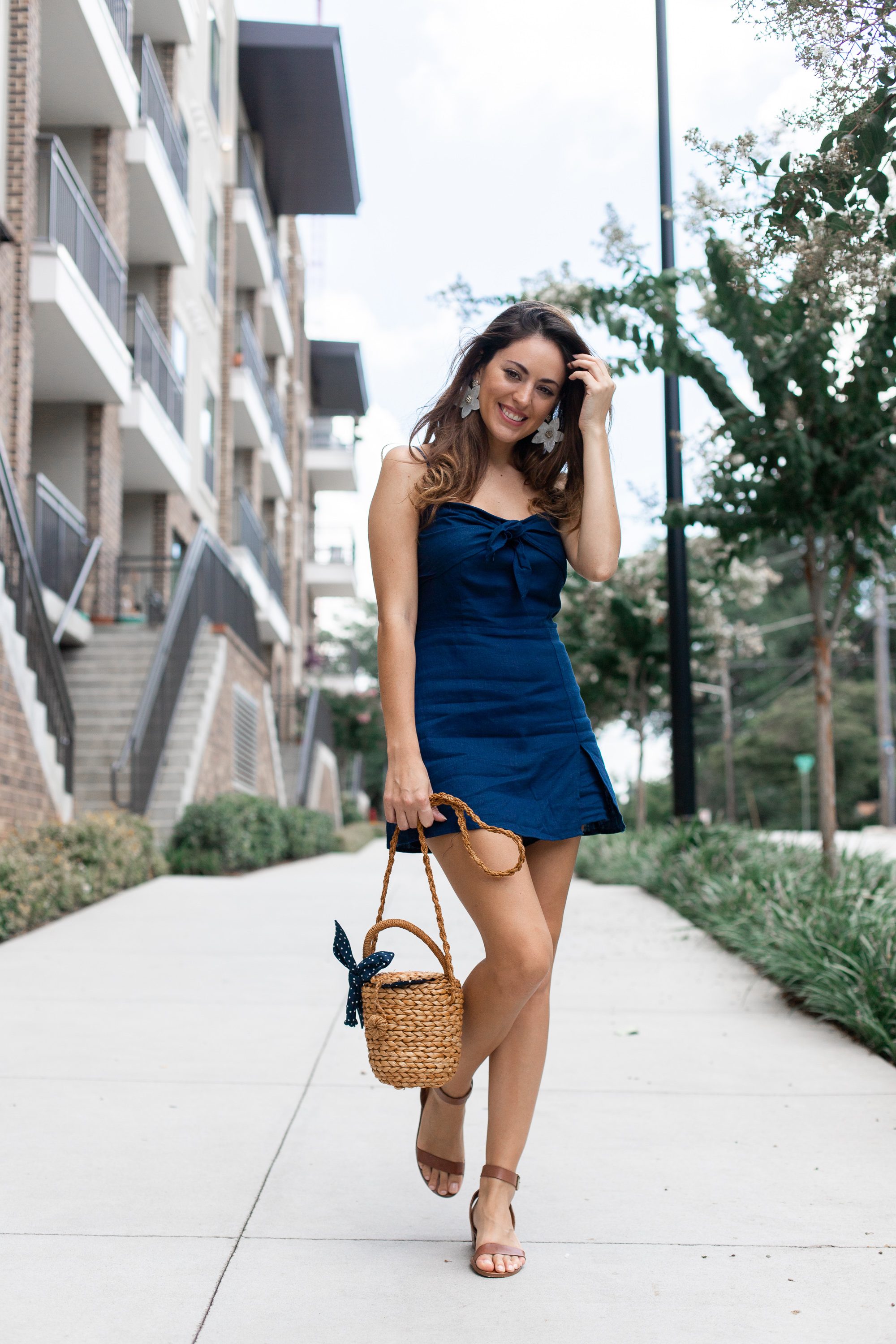 cotton candy LA blue linen dress, summer sundress styling tips, simple summer outfit ideas, what to wear on a day date
