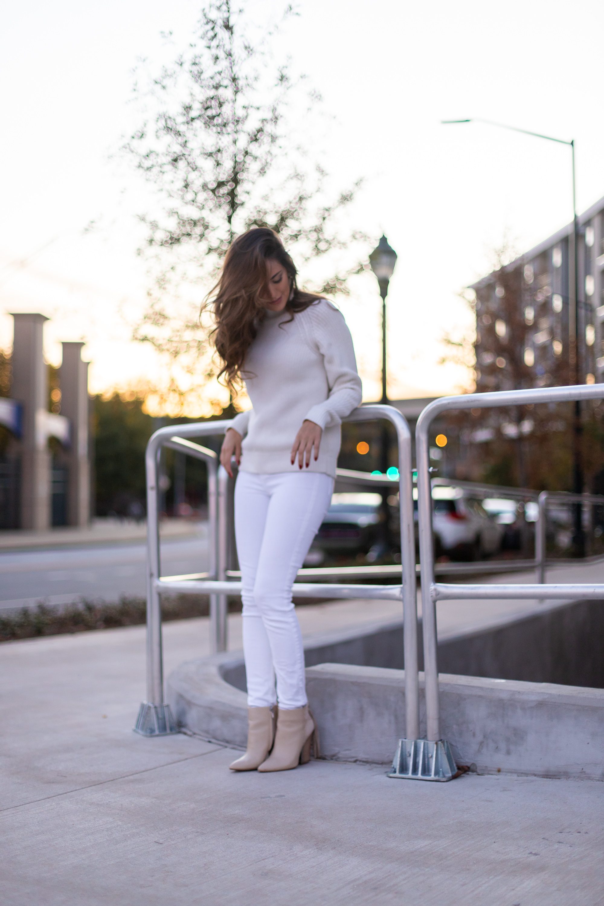 white on white, wearing white after labor day, how to wear white in the fall, chasing light, atlanta style blogger