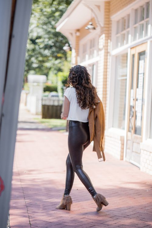 fall outfit ideas, what to wear for fall, summer to fall transition outfits, spanx faux croc shine leggings, spanx promo code 2020, spanx coupon code 2020, spanx discount code 2020